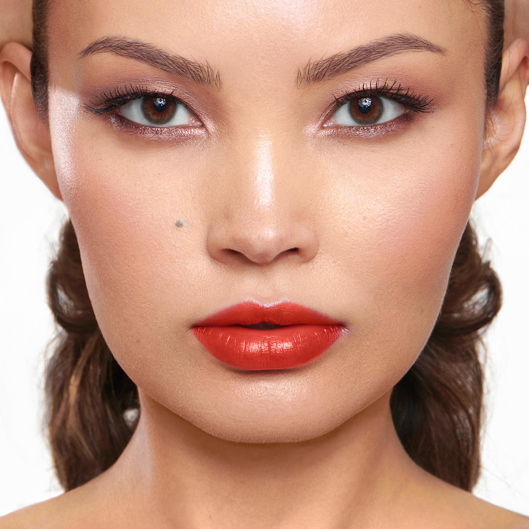 glamorous-classic-red