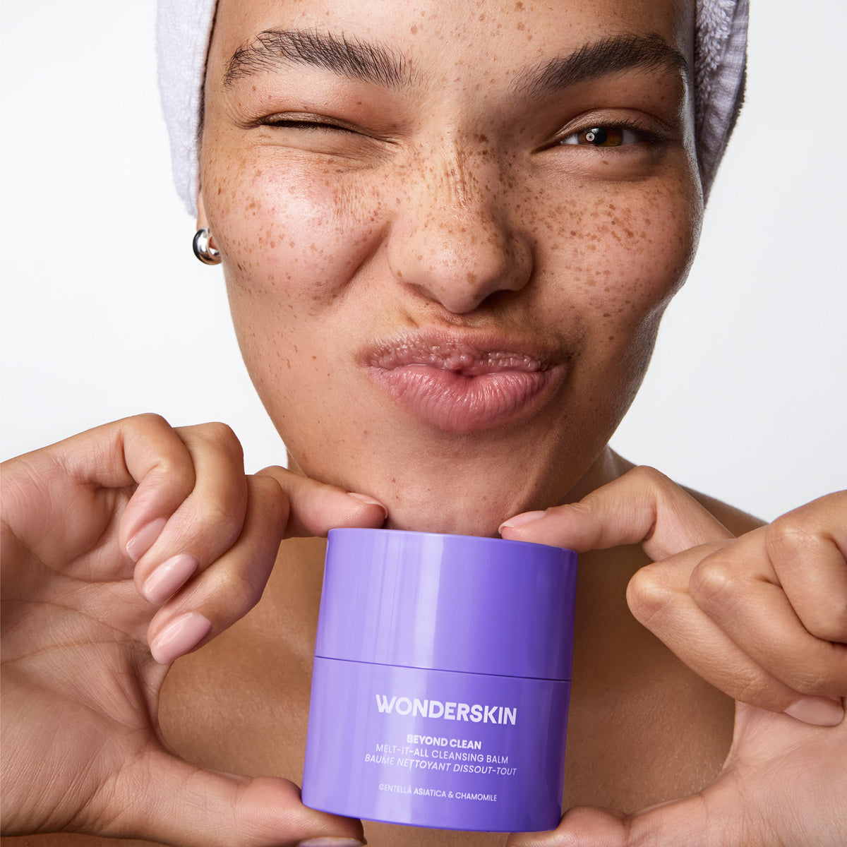 Beyond Clean Melt-it-All Cleansing Balm – Wonderskin EU