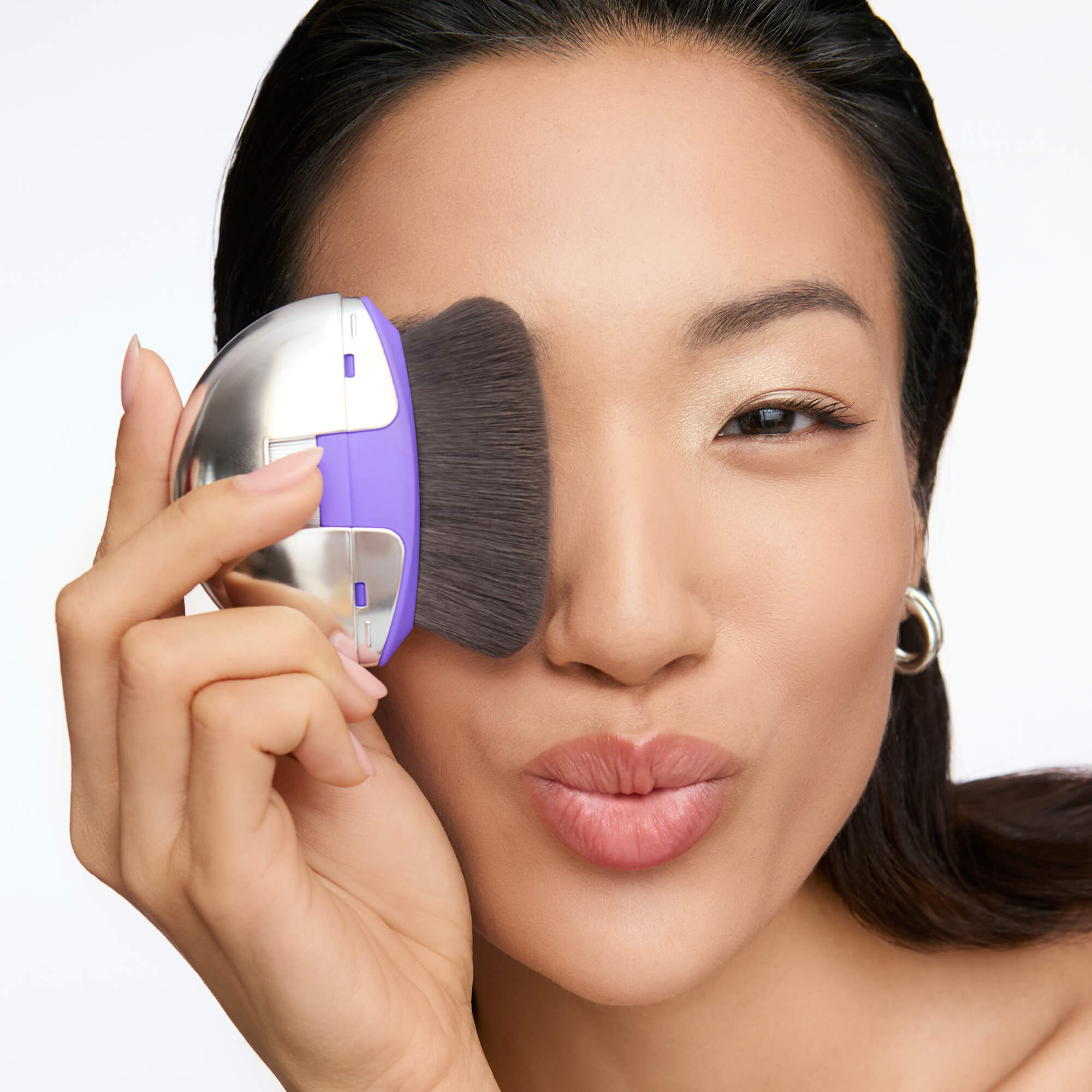 Dial-it Up Foundation Brush